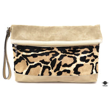  Longchamp Clutch