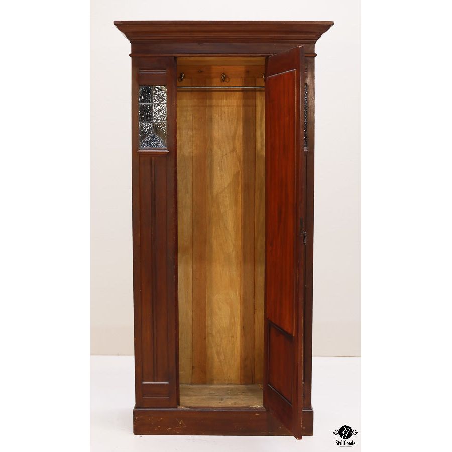 Armoire