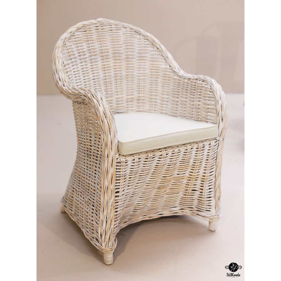 Safavieh Chair