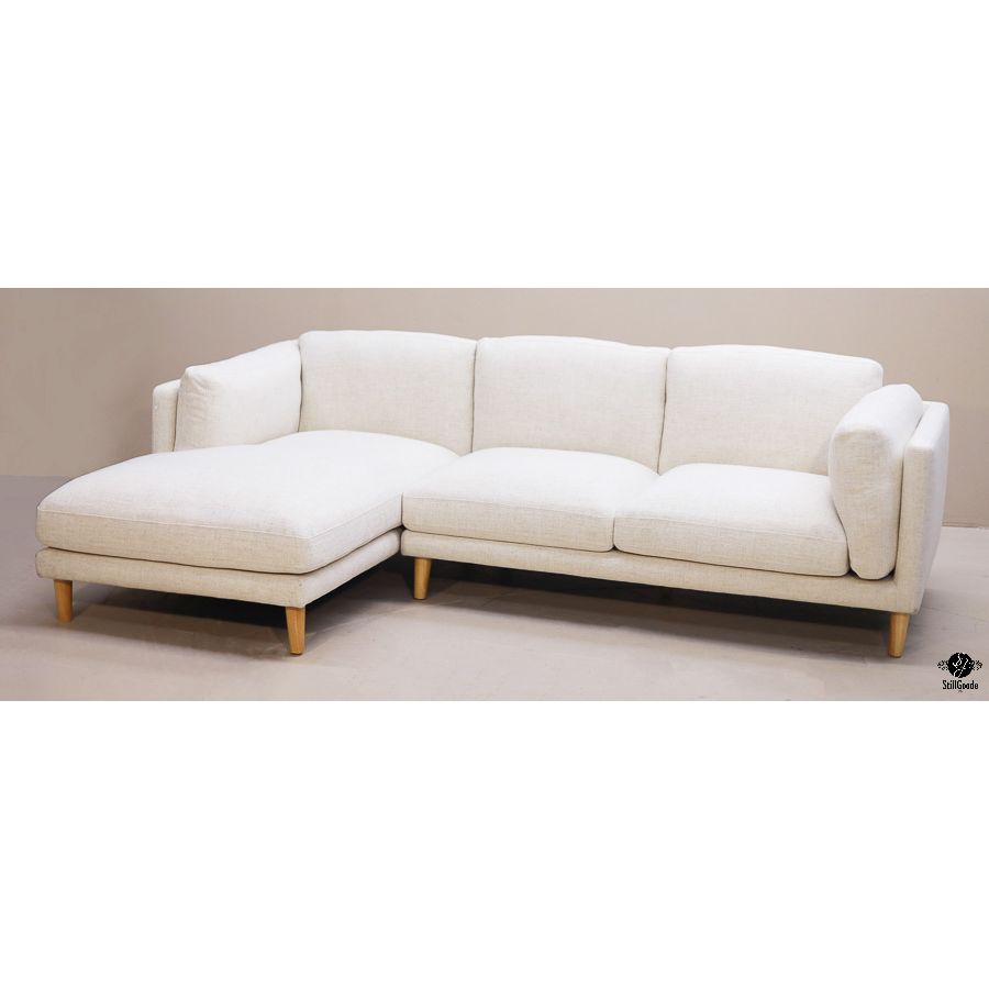 Castlery Sectional