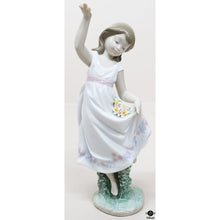 Lladro Figurine
