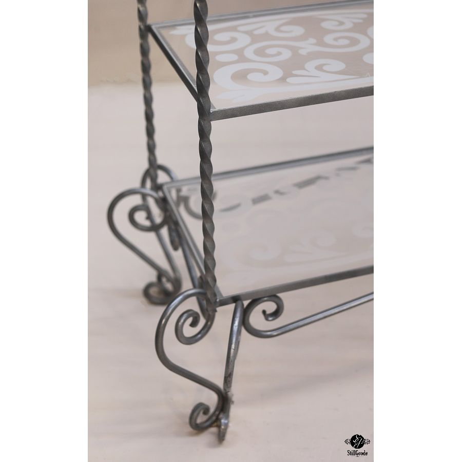 Brighton Etagere
