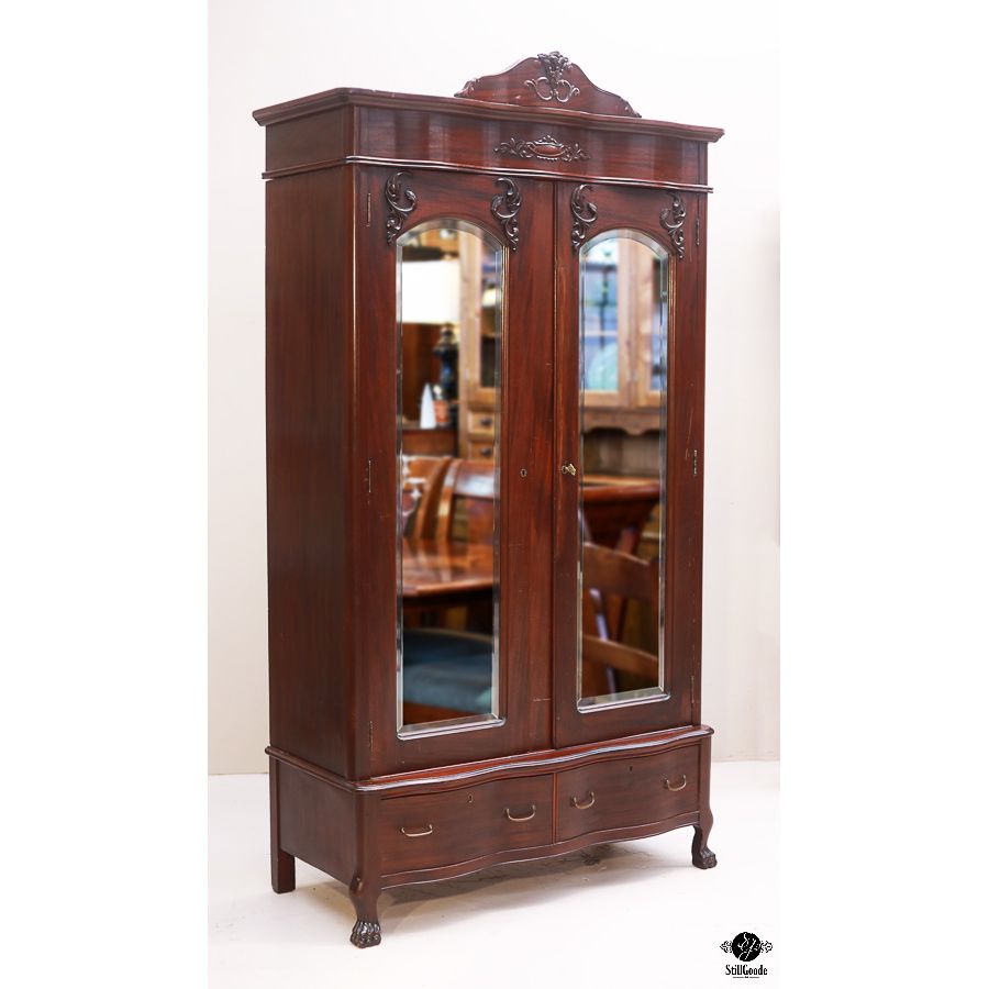 Armoire