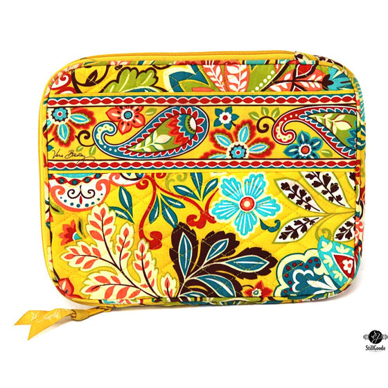 Vera Bradley Pouch