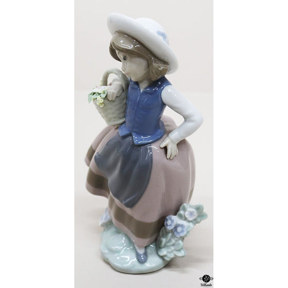 Lladro Figurine