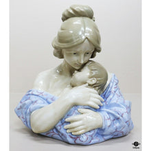  Figurine
