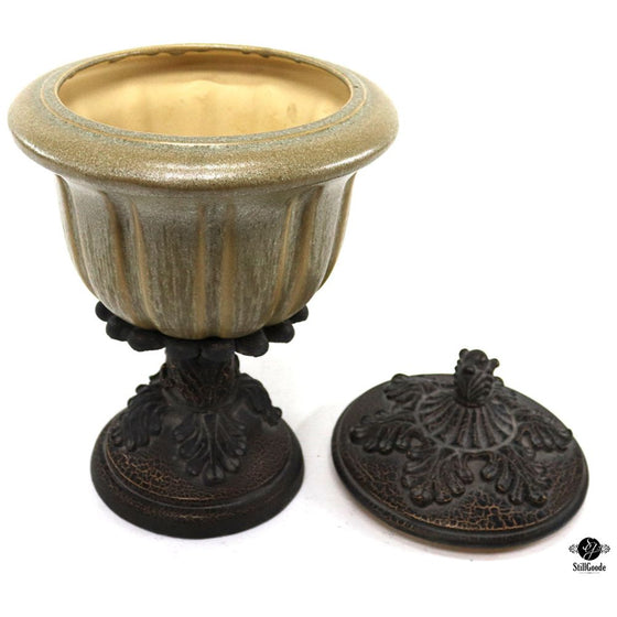 Urn