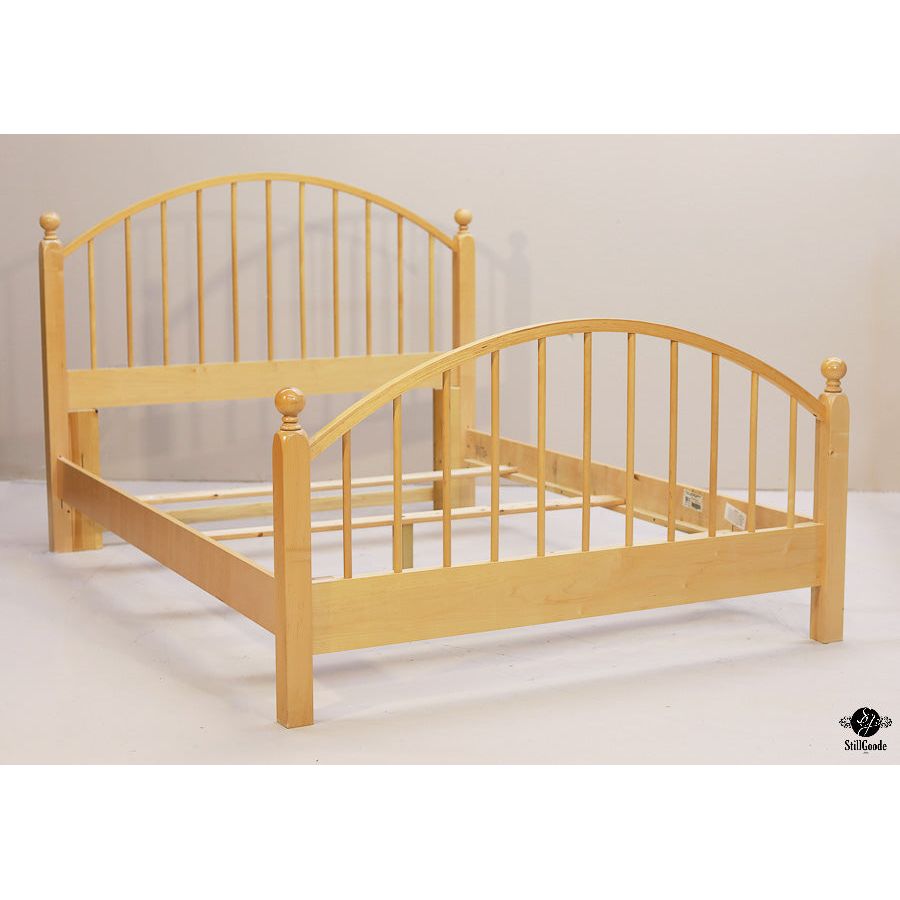 Queen Stanley Bed