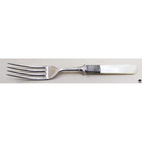 Landers, Frary & Clark Flatware Set