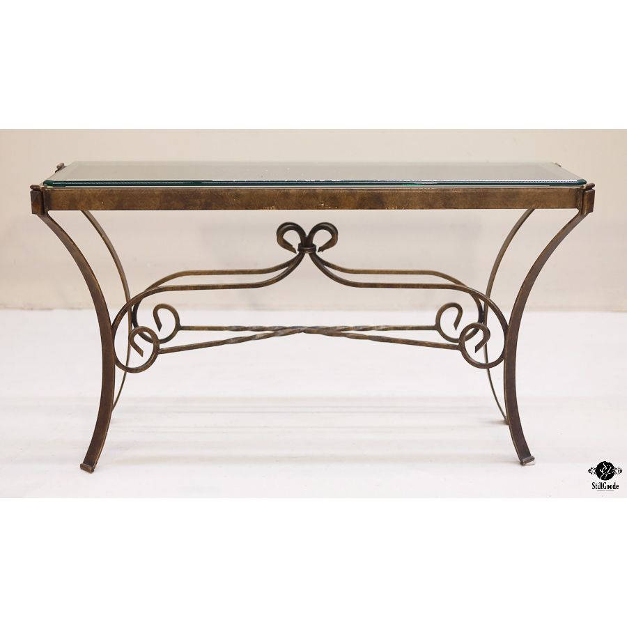 Bassett Sofa Table