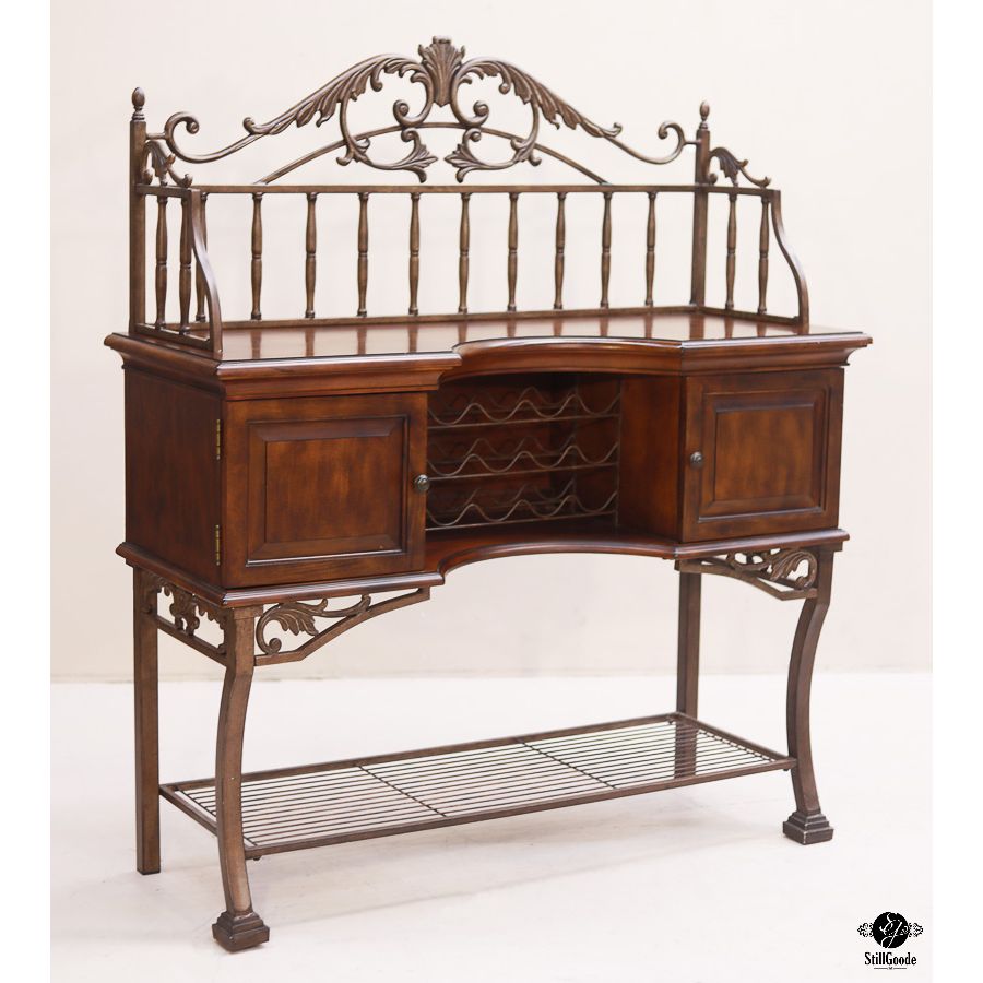 Sideboard