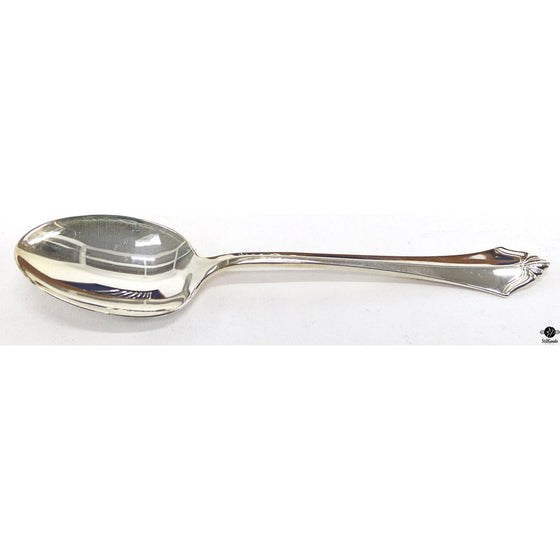 Oneida Flatware Set