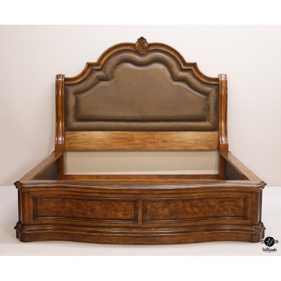 California King Pulaski Bed
