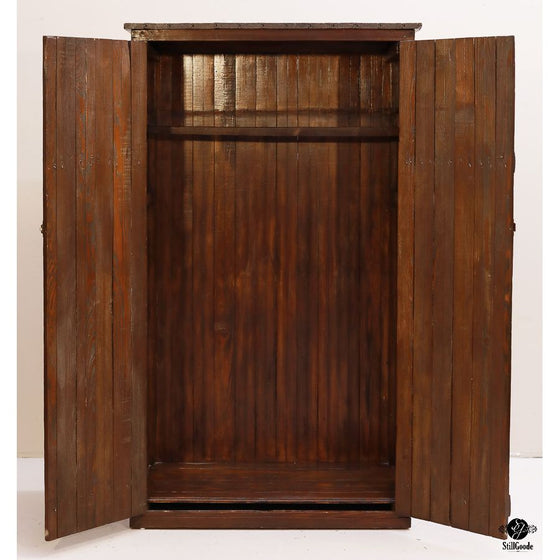 Armoire