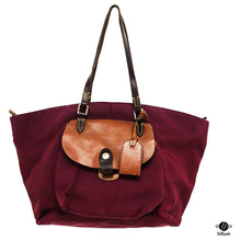  Dooney & Bourke Purse