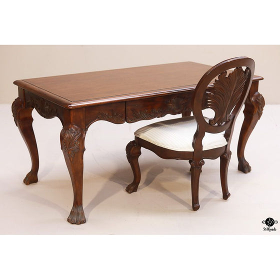 Comitia Molina Desk & Chair set