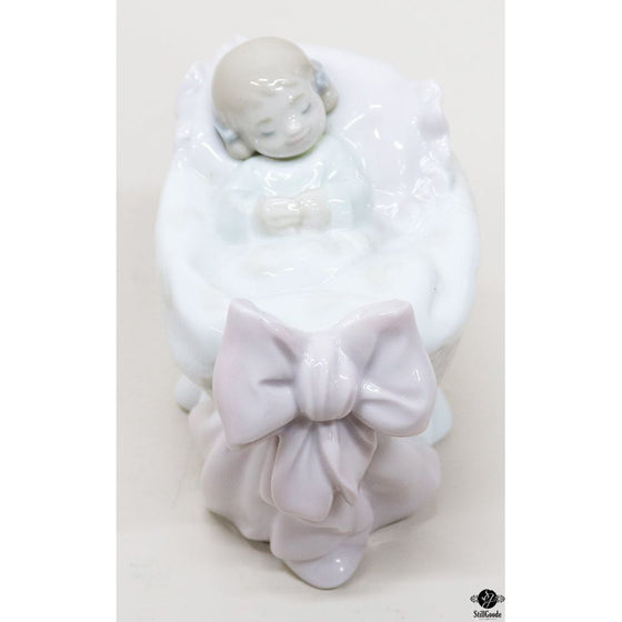 Lladro Figurine