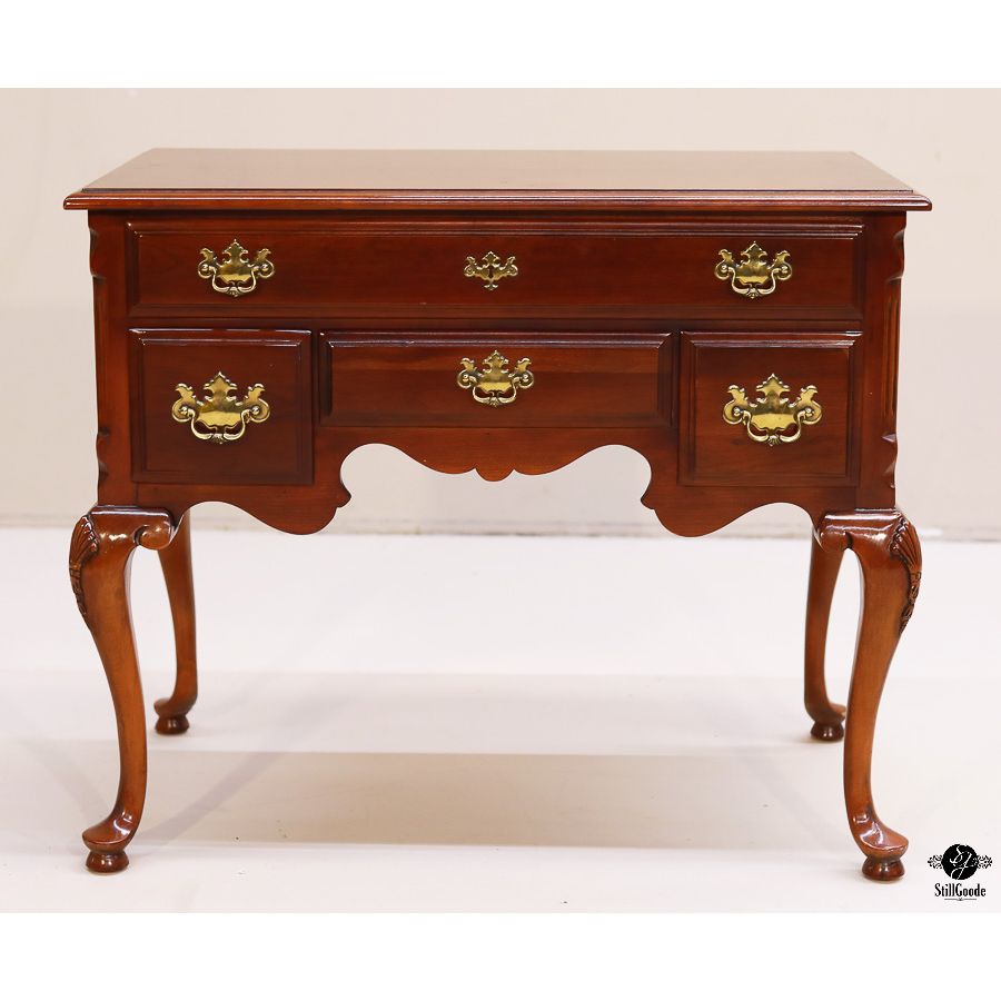 Lexington Console