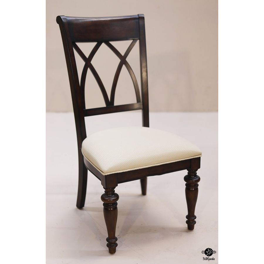 Home Meridian Dining Set