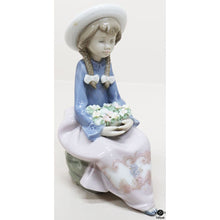  Lladro Figurine