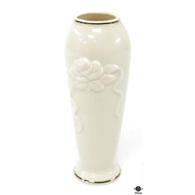  Lenox Vase
